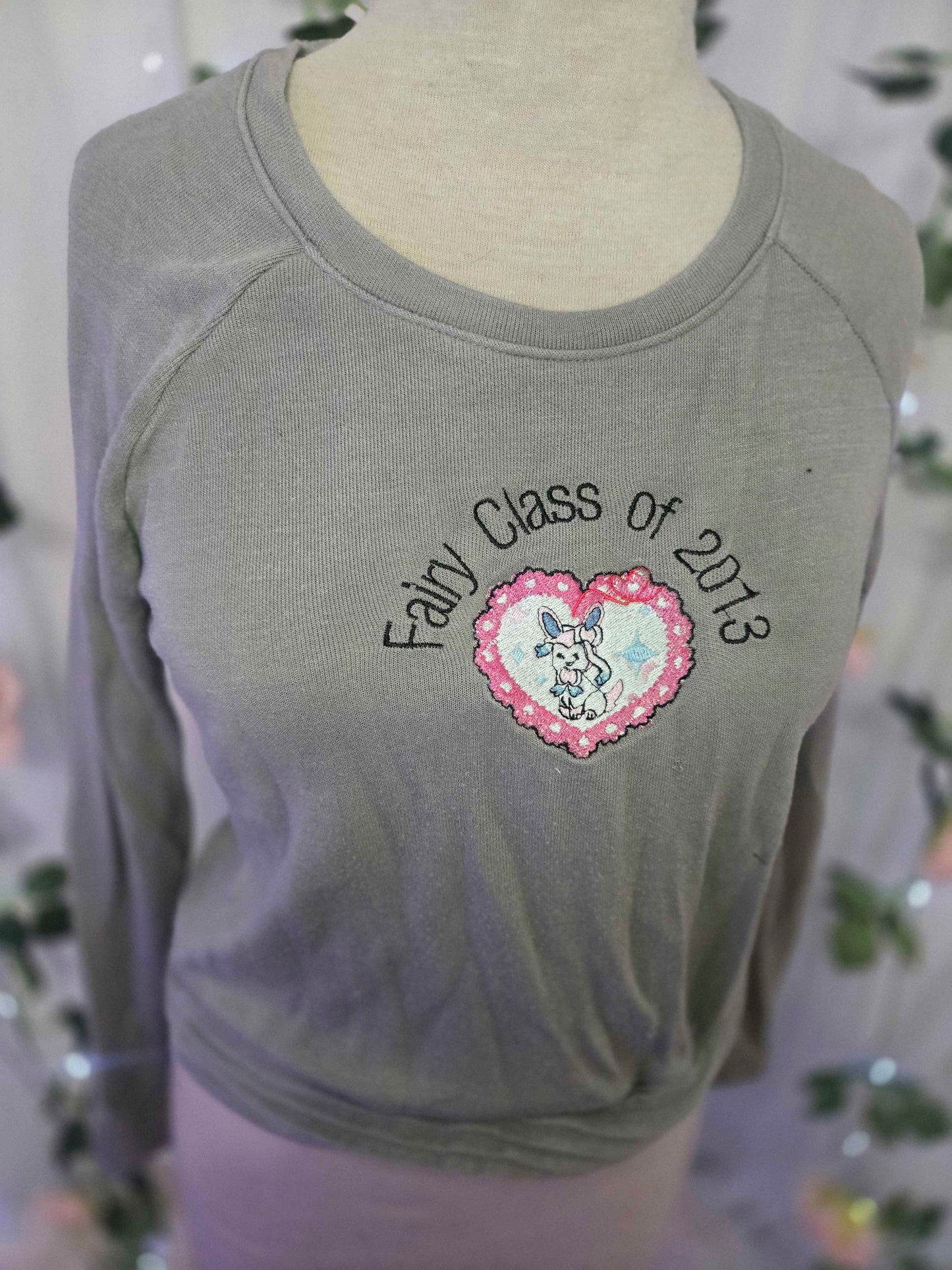 Gray Embroidered Ribbon Fox Sweater