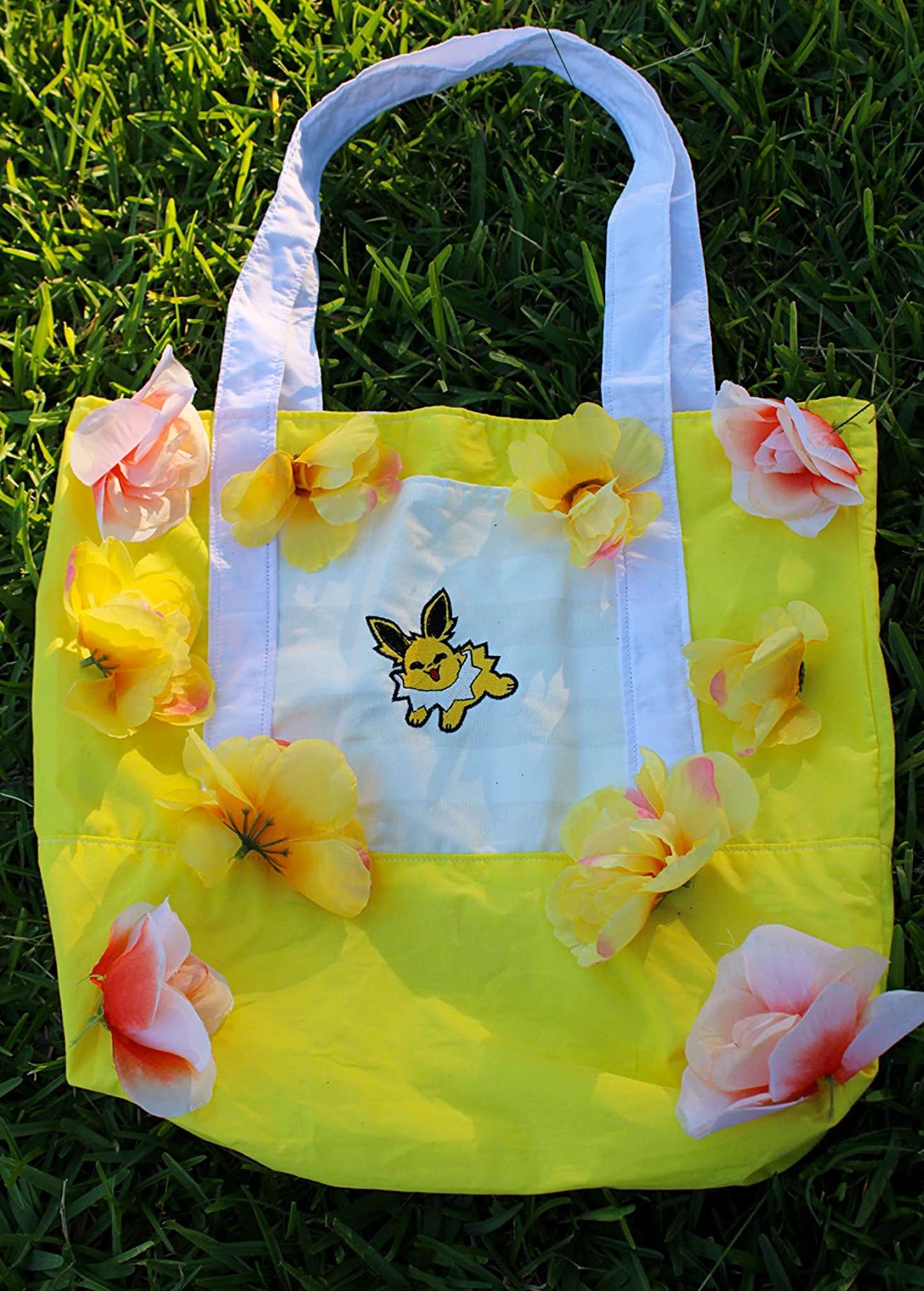 Jolteon Tote Bag