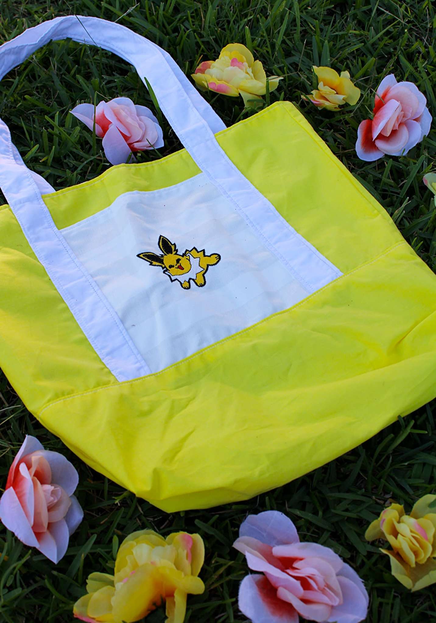 Jolteon Tote Bag