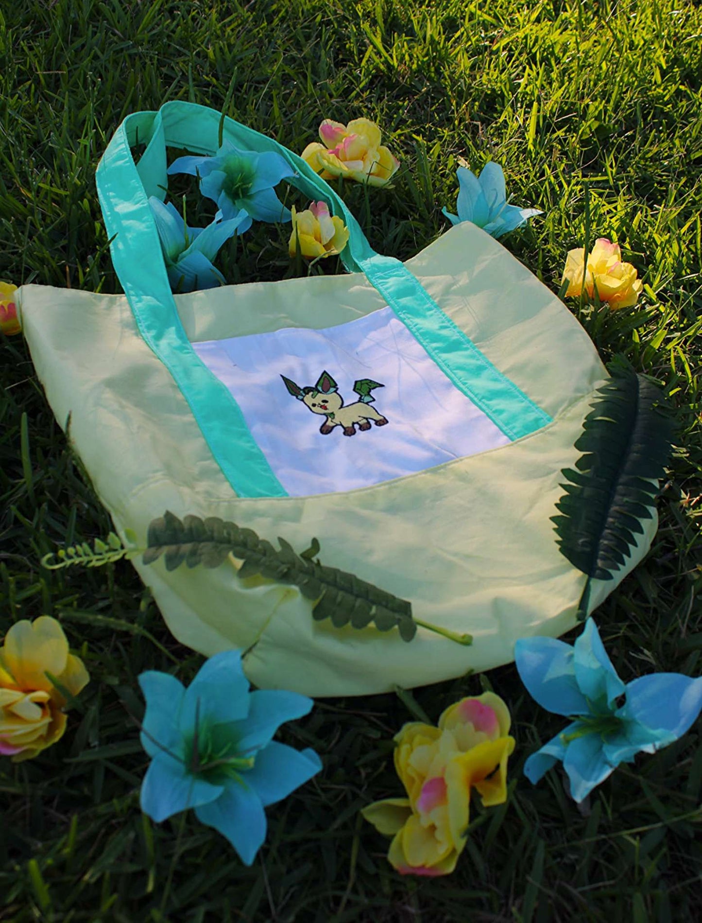 Leafeon Tote Bag