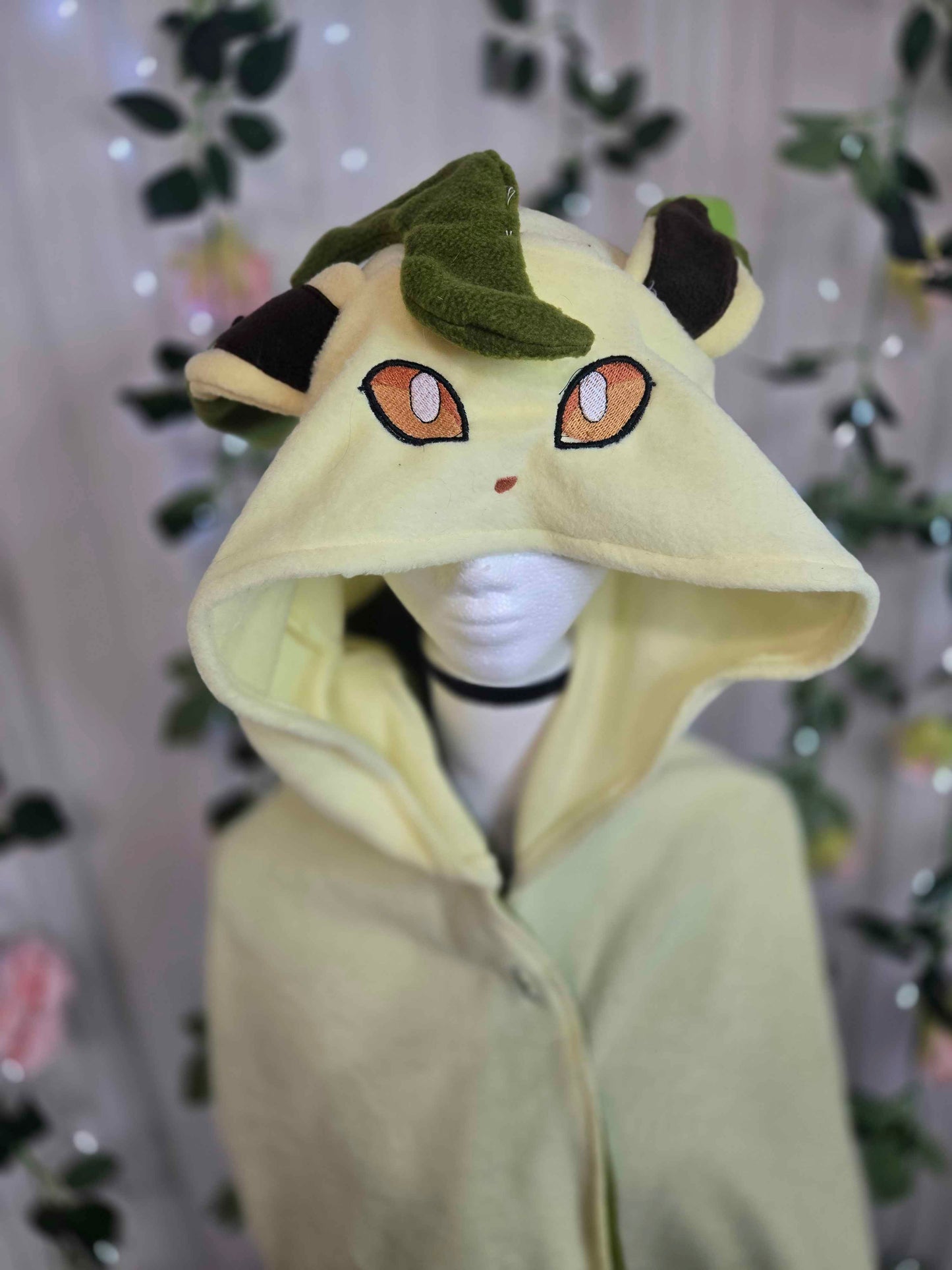 Leaf Fox Fleece Cloak