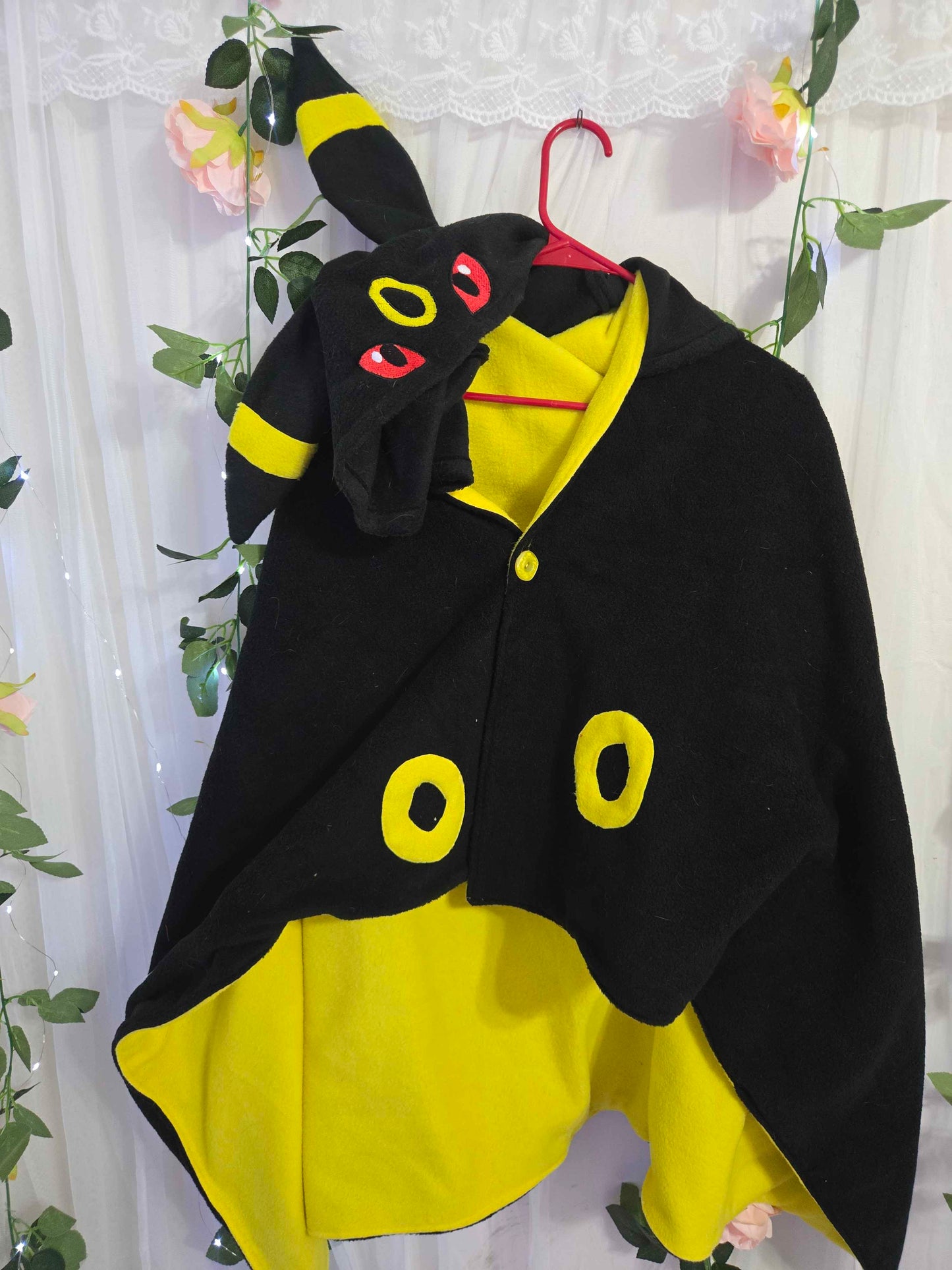 Yellow Ring Fox Fleece Cloak