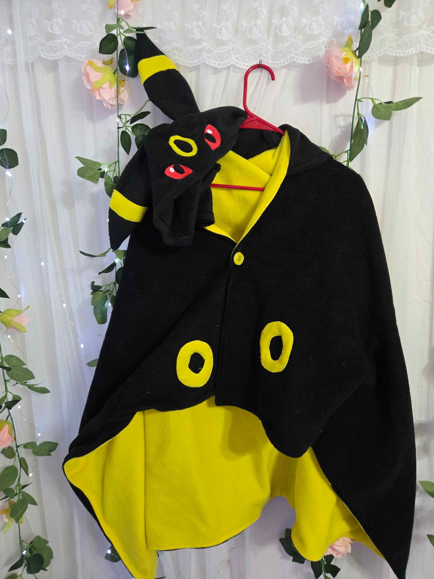 Yellow Ring Fox Fleece Cloak