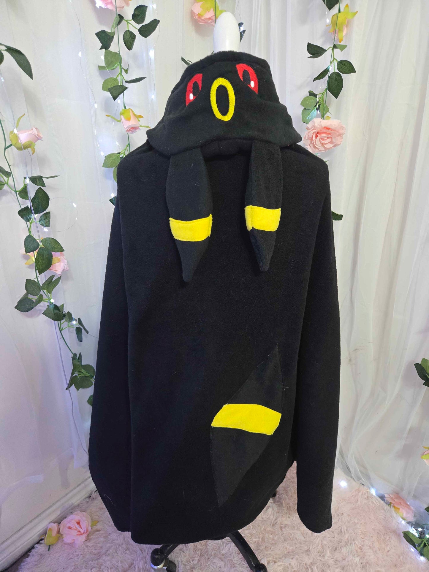 Yellow Ring Fox Fleece Cloak